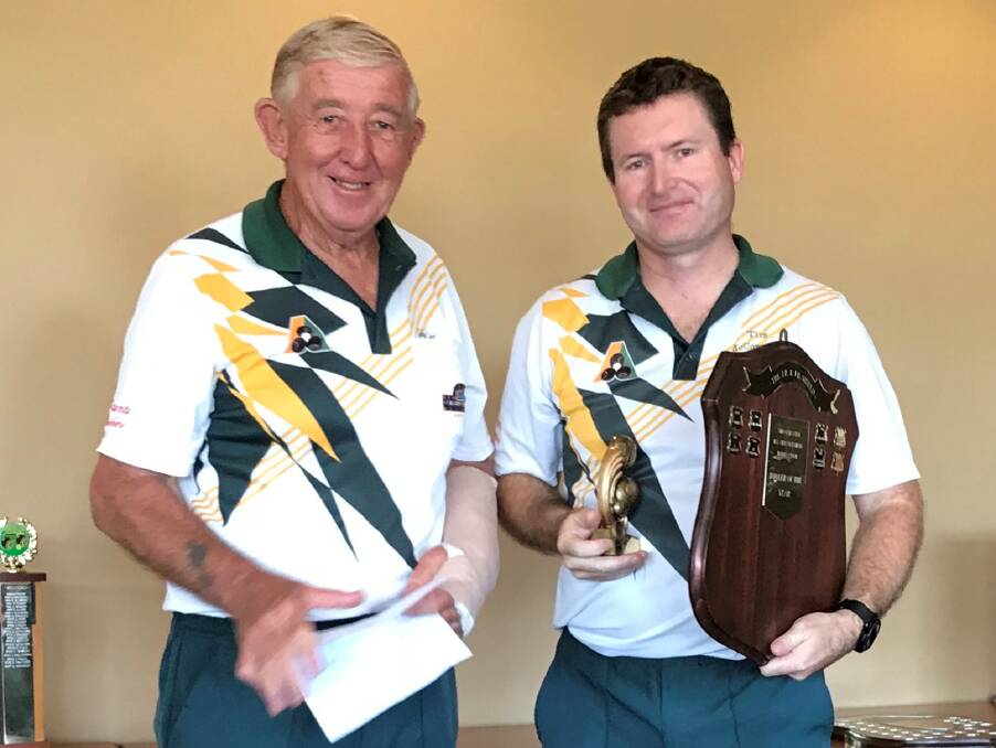 Shoalhaven Ex-Servicemen's men's bowls: 2017 Club Player of the Year, Tim McCormack (right) with club president  Eddy Lee.