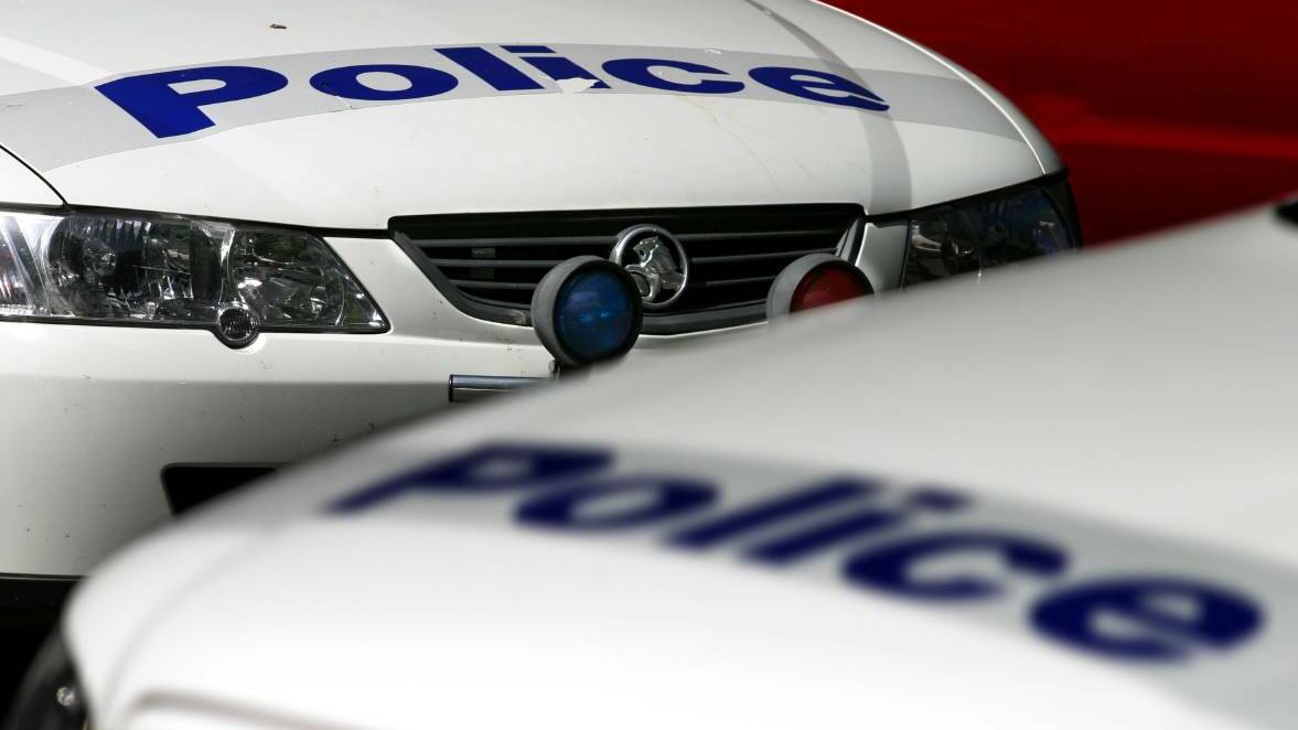 Alleged armed robber taken to Sydney for treatment on hand injury​