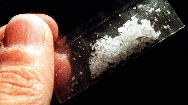 Nowra police seize 11 grams of ice​