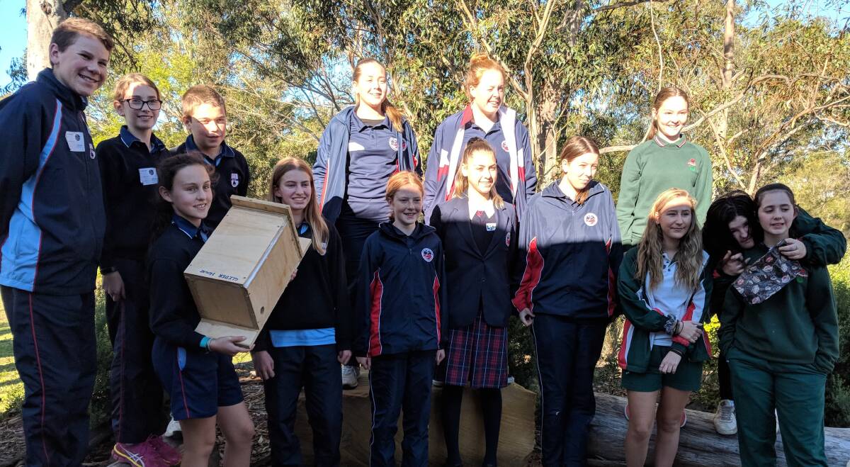  Students from Bomaderry High School, Nowra Christian School and Nowra Anglican College at the Shoalhaven Intrepid Landcare Expo.
 
