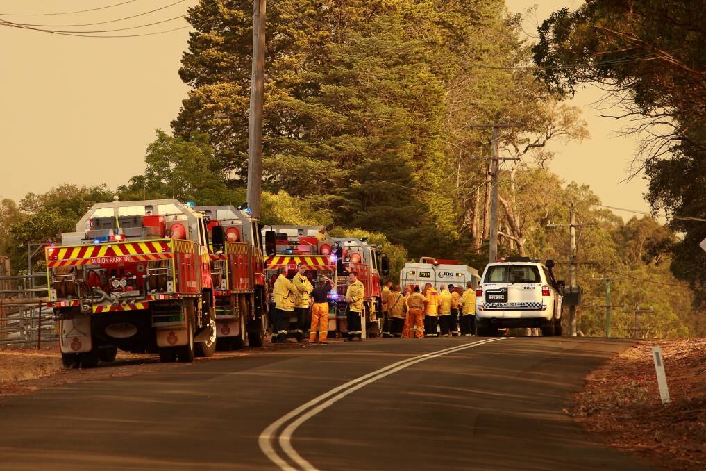Region's roads still closed due to bushfires