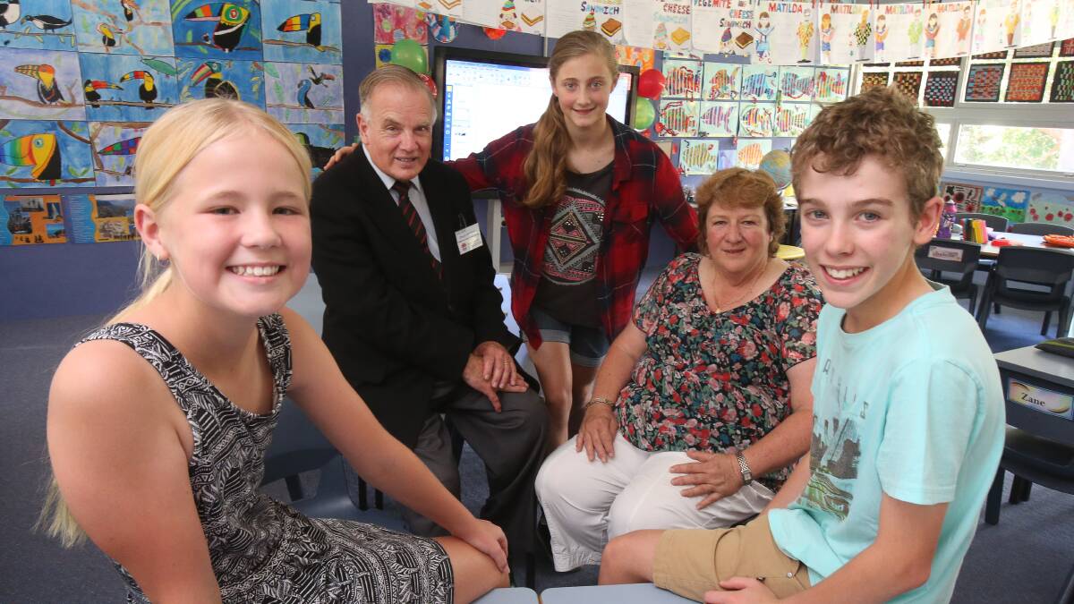Class act: AG class founder Chester Meurant, teacher Karenne Harris and students Emily Steele, Charlotte Ville and Gabriel Kennedy at Pleasant Heights Public School. Picture: Robert Peet
