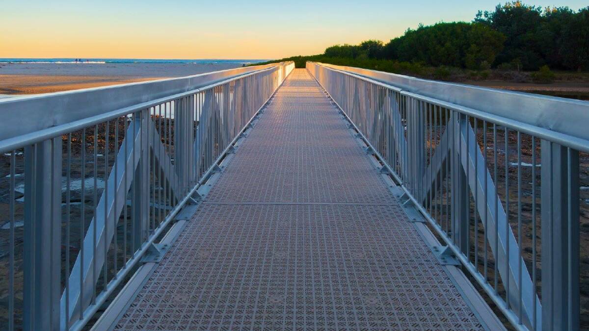 PIC OF THE DAY: Southerly Change Gerroa snapped the footbridge to Seven Mile Beach. Submit entries via nicolette.pickard@fairfaxmedia.com.au 