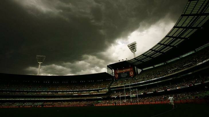 Overcast skies and showers are predicted for the clash between Sydney and the Western Bulldogs. Photo: Vince Caligiuri