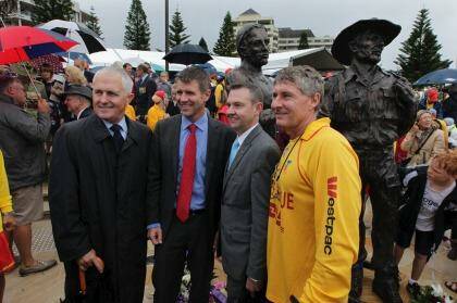 Malcolm Turnbull with Mike Baird at Coogee Beach last year. Photo: Dean Sewell