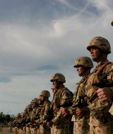Soldiers deployed to Iraq and the Middle East are facing contracting deployment bonuses. Photo: Glenn Campbell