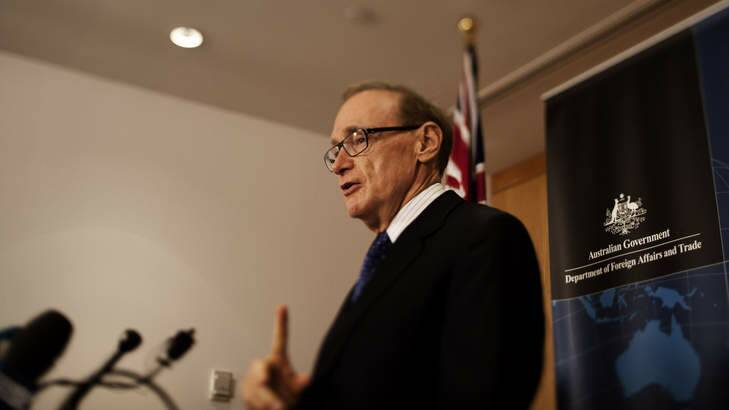 "Our beloved former prime minister Kevin Rudd, purse-lipped, choirboy hair, speaking in that sinister monotone": Bob Carr. Photo: AFR