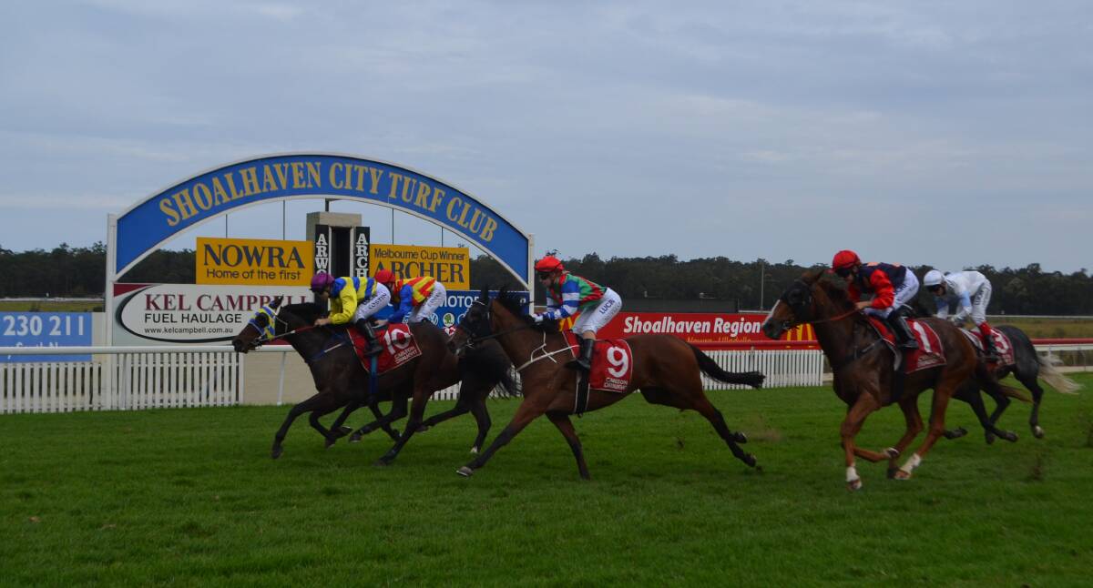 CLOSE FINISH: Stratifies wins the Albany WA Departure Benchmark 60 Handicap – heat of the Rising Star at Shoalhaven City Turf Club. Photo: HAYLEY WARDEN