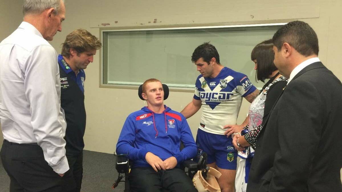 Alex McKinnon makes surprise visit to Knights dressing room for Bulldogs game