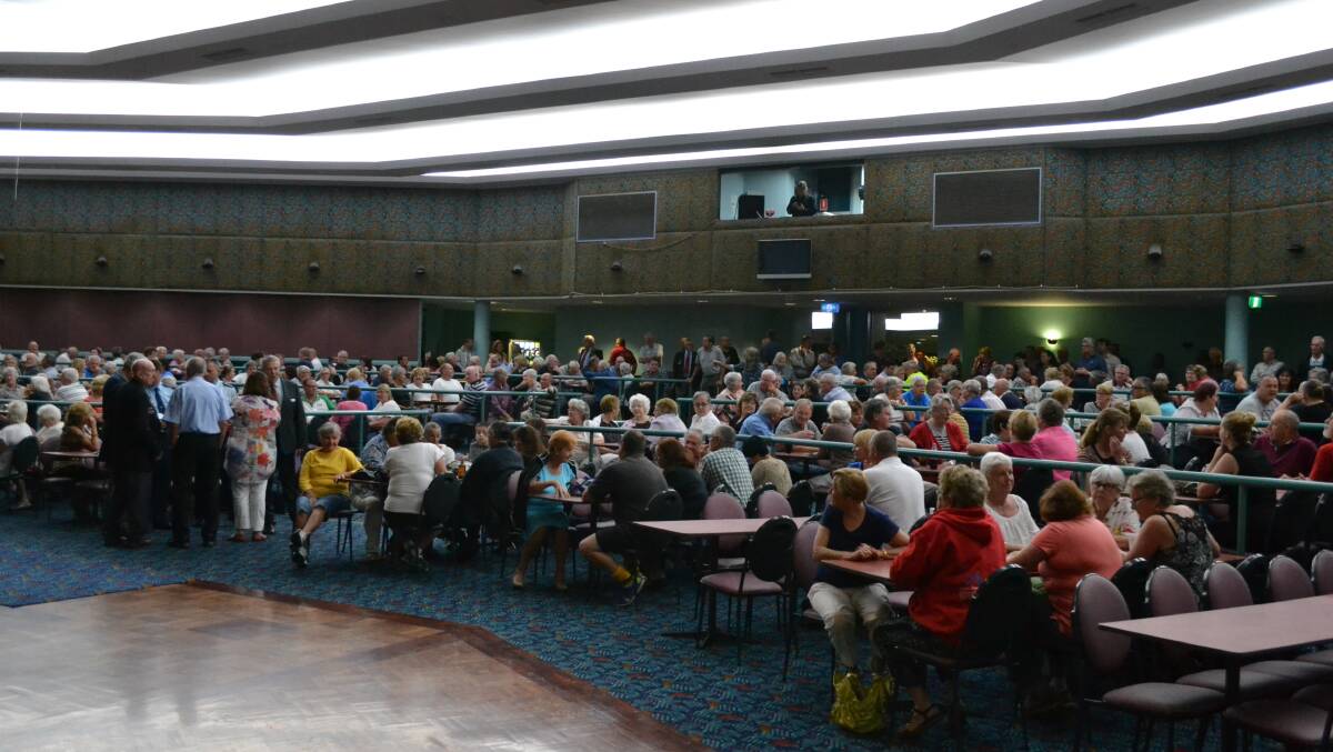 The packed auditorium of the St Georges Basin Country Club on Monday night as residents demanded urgent action on crime and the ice epidemic.
