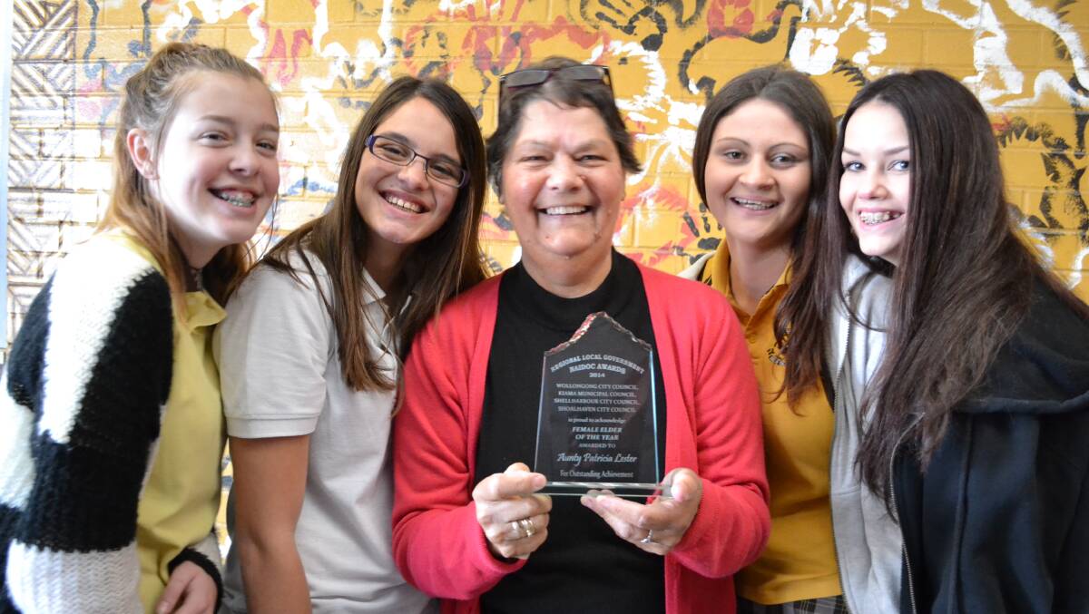 Shoalhaven High Students Faith Hubbard, Hannah Wilson, Latisha Coslovich and Katie Hasson with Aboriginal Education Officer Aunty Pat Lester, who won Elder of the Year award at the recent Regional NAIDOC awards. 