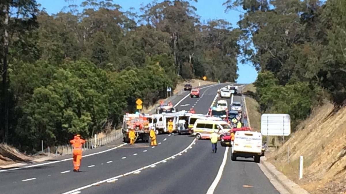 Fatal crash closes Princes Highway near Moruya