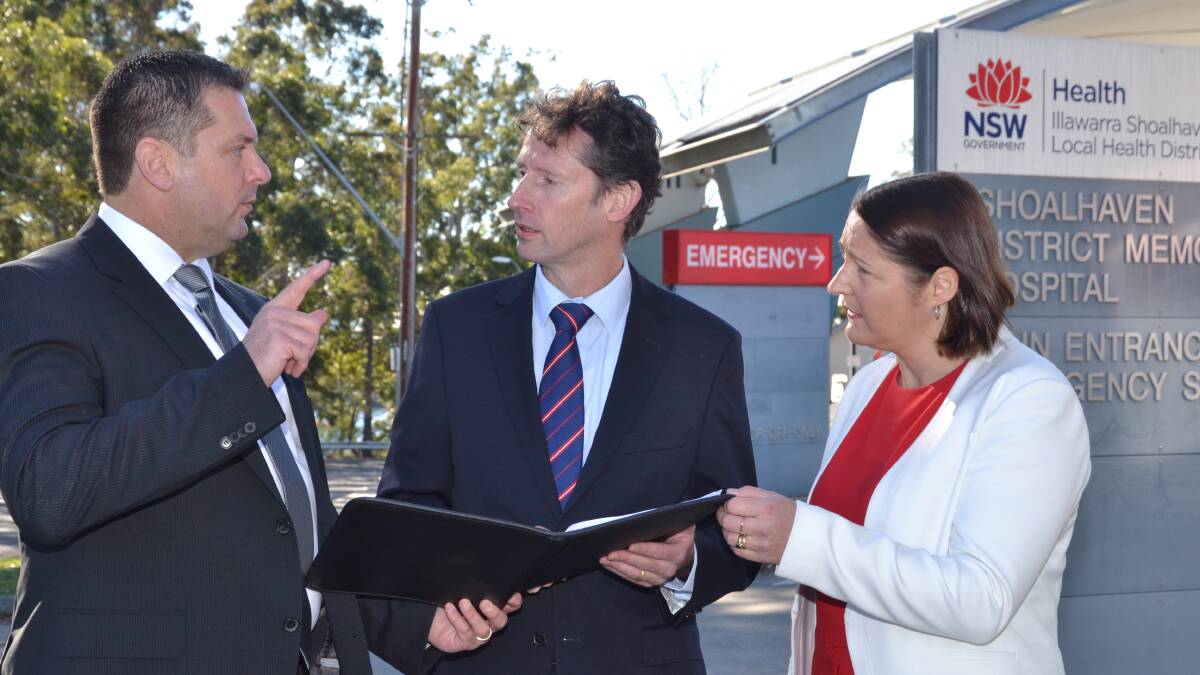Labor candidate for Kiama Glenn Kolomeitz, shadow assistant minister for health Stephen Jones and Labor candidate for South Coast Fiona Phillips discuss concerns about Shoalhaven Hospital’s inability to cope with demand.