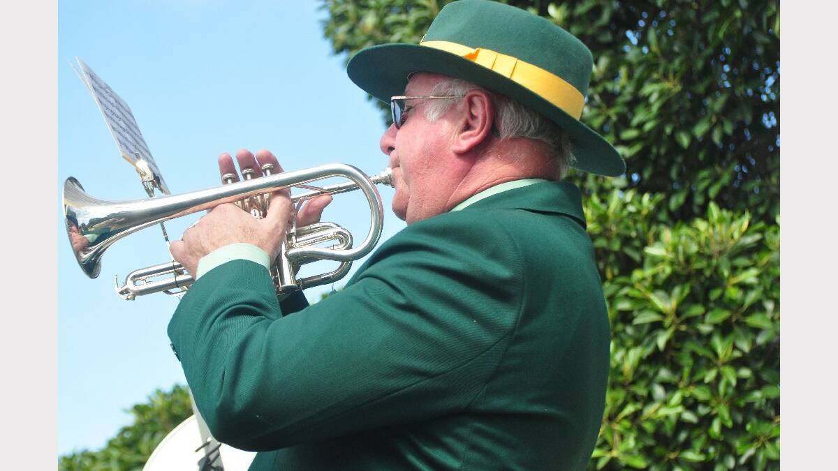 Robert Currie from the Nowra Town Band plays The Last Post.