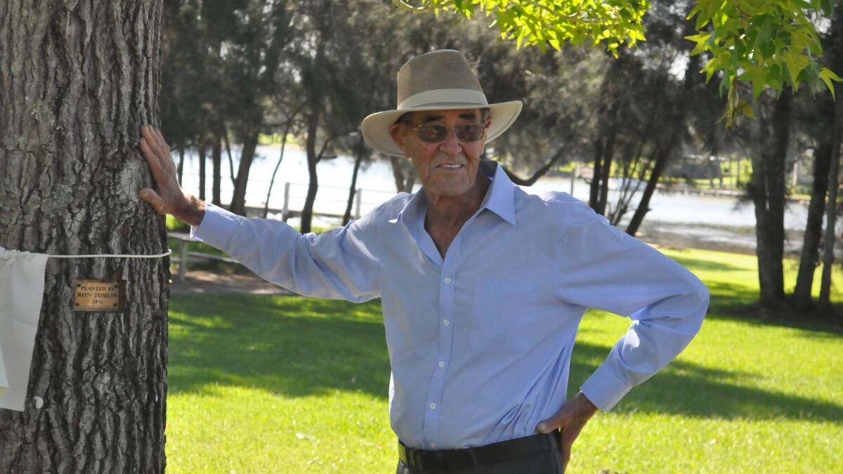 GOOD BLOKE: Ron Tomlin is always ready to help people in need and is an important part of his community.