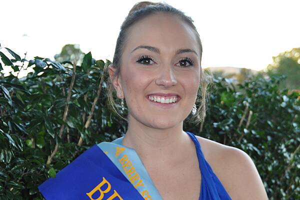 WINNING SMILE: Berry Showgirl Jessica Moneith will go through to the finals of the Showgirl competition.
