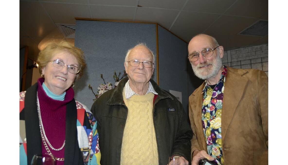 Barbara and Peter Oliver from Cambewarra, with Duncan Marshall from Callala at the opening night of Mummapappabubba at Squid Studios.