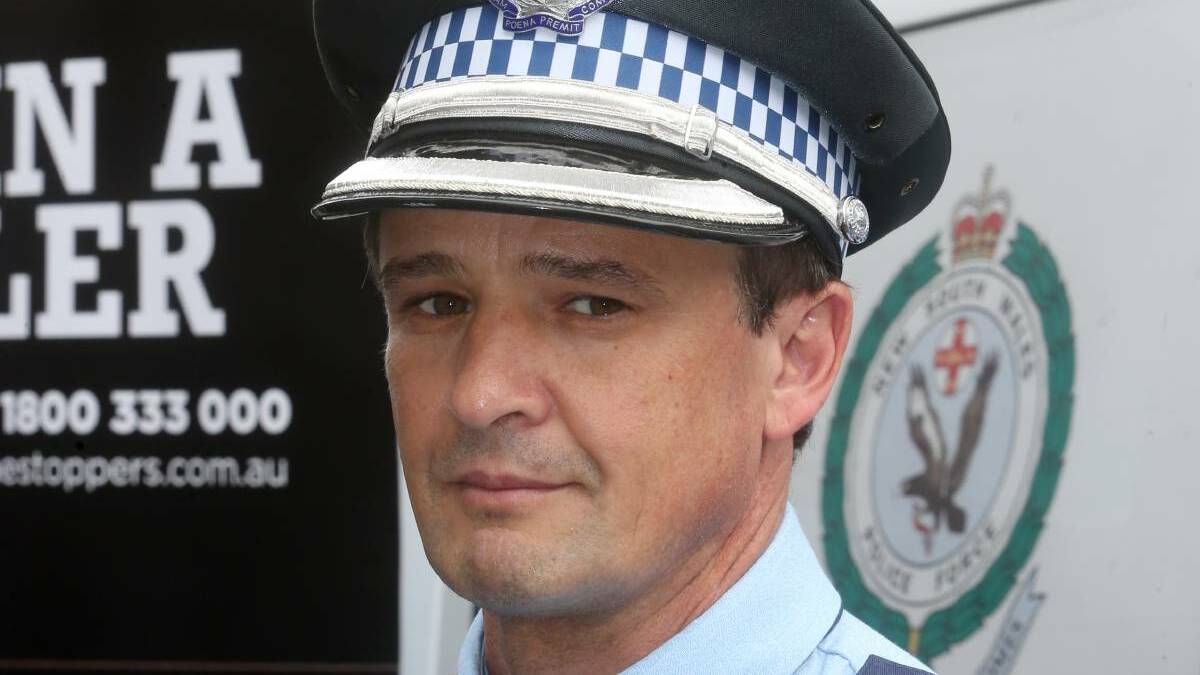"We have seen a minority of the public who are not heeding the advice and police will hold these people accountable for their actions, if they disregard these guidelines and endanger others," says Southern Region Commander, Assistant Commissioner Joe Cassar.