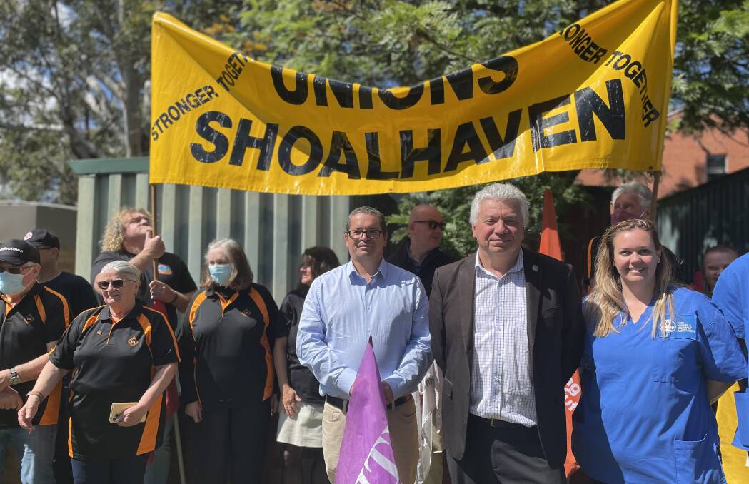 Associate Professor of the University of Wollongong Martin O'Brien (middle) and Secretary of the South Coast Labour Council Arthur Rorris (right).