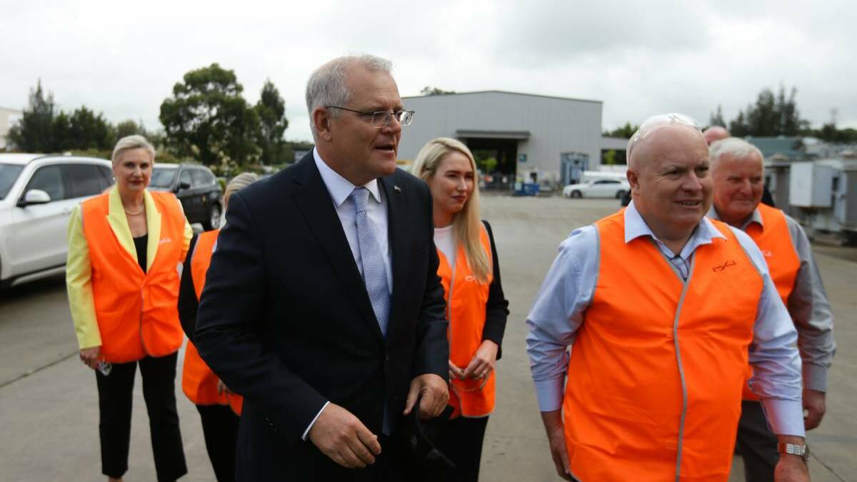 Prime Minister Scott Morrison campaigning in Western Sydney earlier in the week. Image: Jonathan Carroll.