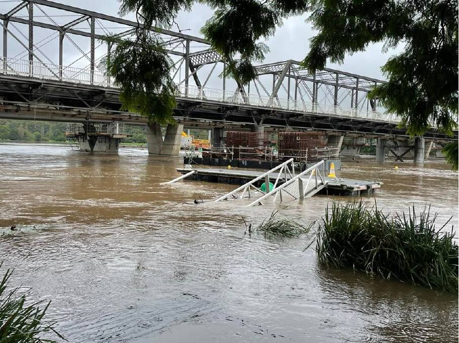 The Shoalhaven River hit 3.2 metres on Thursday morning. Image: Robert Crawford.