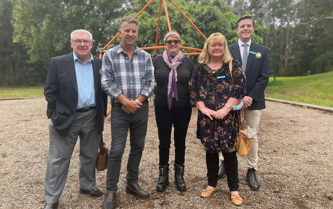 PROMISE FOR PARKS: Shoalhaven councillor John Wells, Liberal Gilmore candidate Andrew Constance, Sanctuary Point resident and advocate Fran Mooney, Shoalhaven councillor Patricia White and Shoalhaven councillor Paul Ell. Picture: Grace Crivellaro.