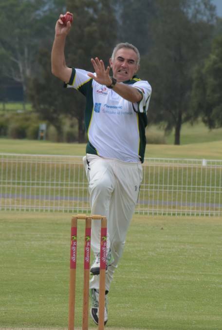 Shoalhaven Ex-Servicemens' Gary Fuss in action. Photo by Damian McGill 