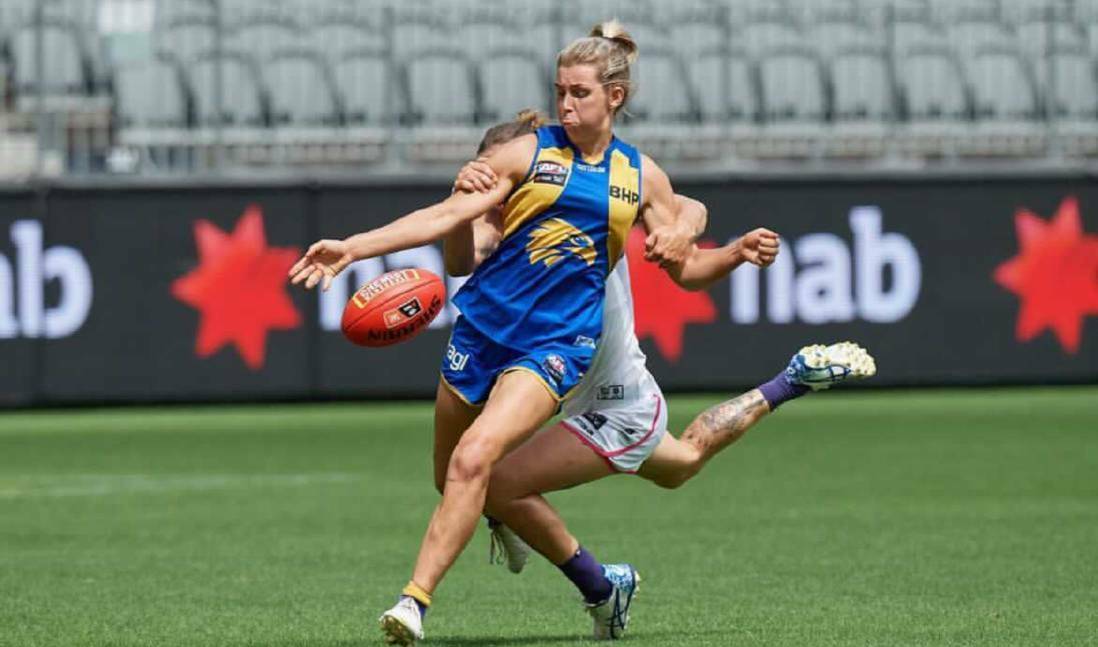OFF AND RUNNING: Maddy Collier playing for the Eagles in 2021. Picture: Eagles Media.
