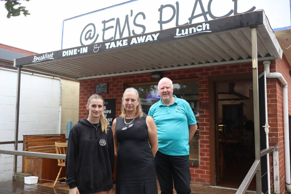 Culburra Beach business owner Em Lewis with Chamber of Commerce members Sharon Paterson (Elders Real Estate) and Kym Heffernan (president). Picture by Jorja McDonnell