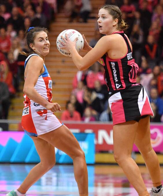 Kaitlyn Bryce in action for the Thunderbirds against the Swifts. Photo: DAVID MARIUZ