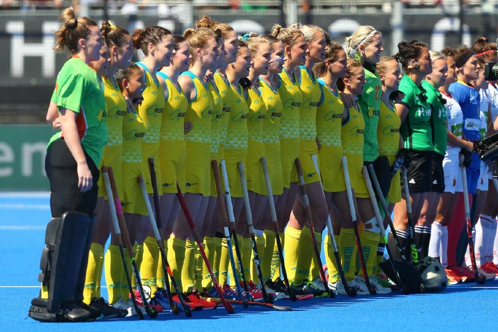 The Hockeyroos team rpior to their match with Spain. Photo: WORLD SPORTS PICS