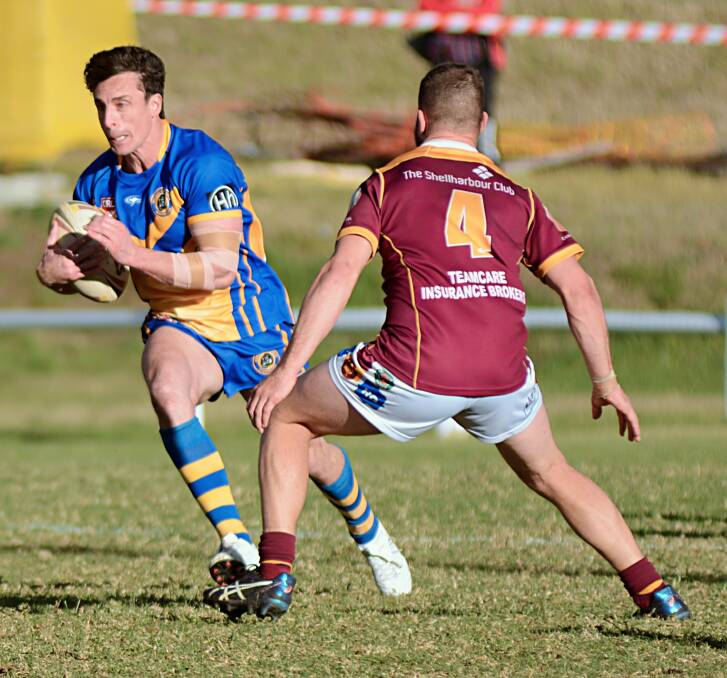 Ian Catania in action for Warilla-Lake South against Shellharbour last season. Photo: GREG RIGBY SPORTS PHOTOS