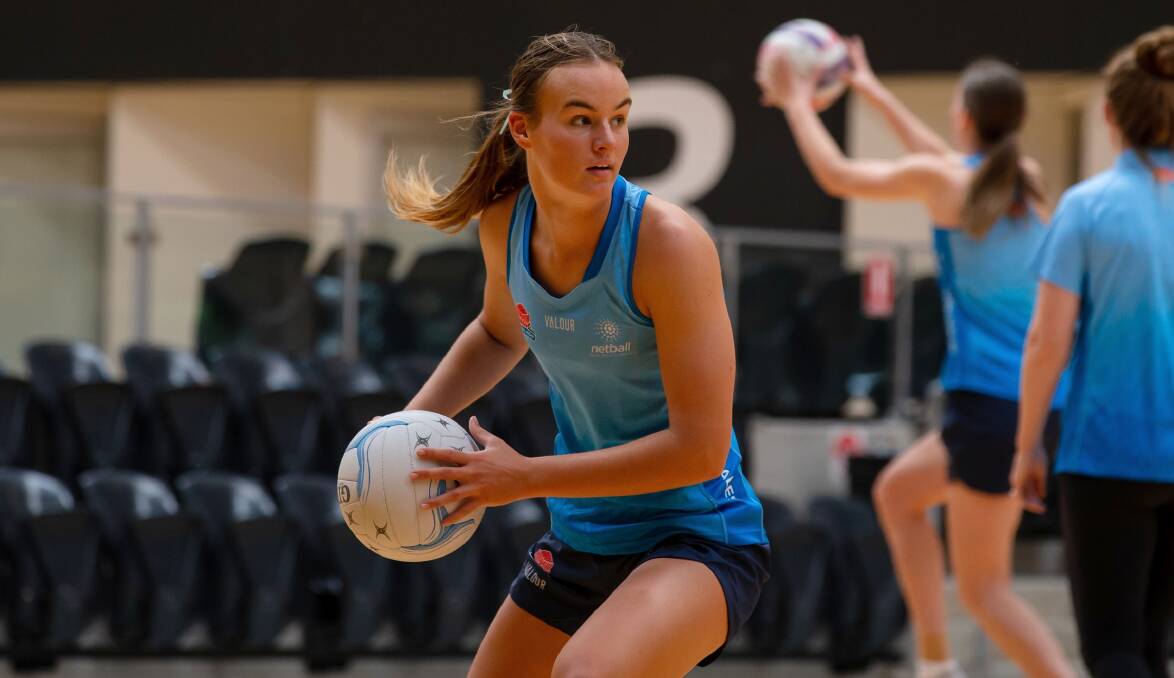 Woollamia's Emma Keane trains with her under 17s state team prior to the national titles. Photo: Netball NSW