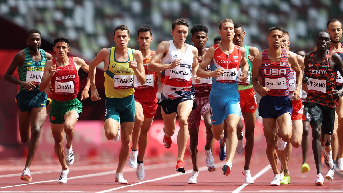 Jye Edwards pushes hard at the start of his 1500m race at Tokyo. Photo: Michael Steele