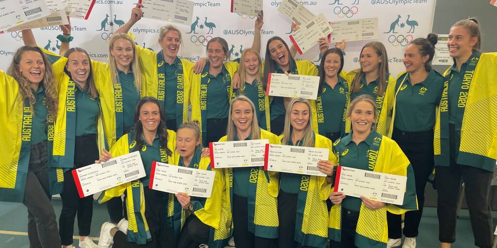 Gerringong's Grace Stewart (back row, fifth from right) and her Hockeyroos side for the Tokyo Olympic Games. Photo: Hockey Australia