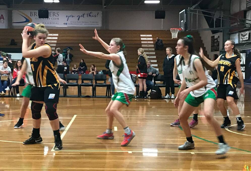 POST UP: Shoalhaven's Renae Drury in action for the under 16s girls side against Moss Vale at the weekend's NSW Country Tournament at Terrigal. Photo: DARREN DRURY