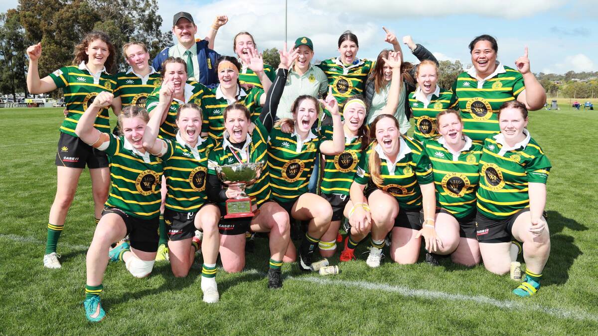 Harriet Elleman (front row, third from left) and her Ag College side held out previously unbeaten CSU to win the women's tens grand final. Photo: Les Smith