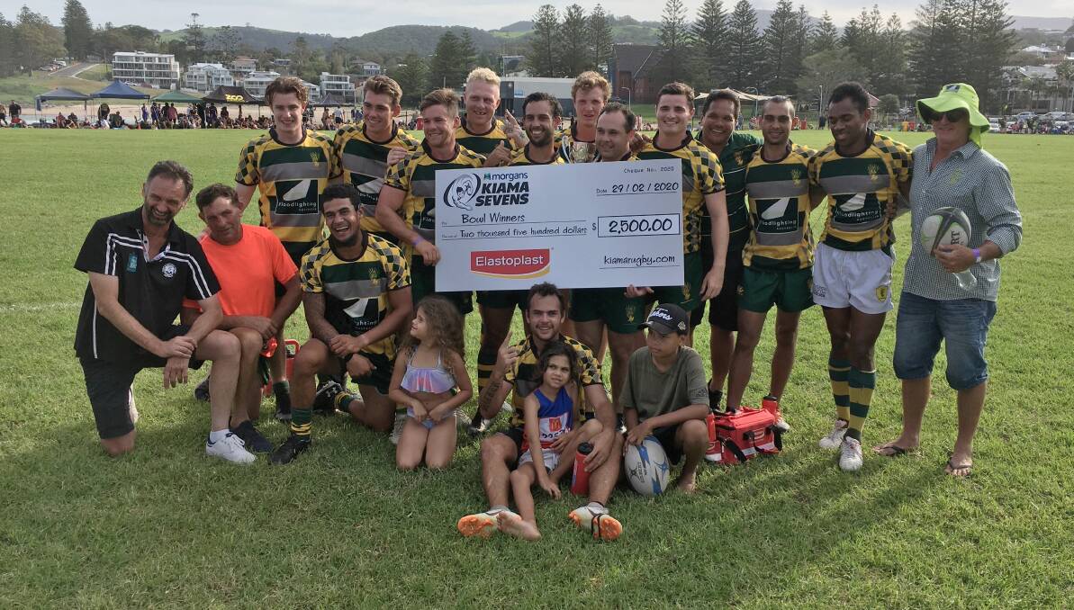 Shoals celebrate their Kiama Sevens Bowl final victory over The Lakes. Photo: COURTNEY WARD