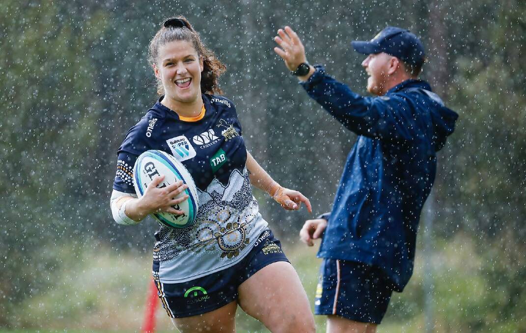 Harriet Elleman trains with her ACT side ahead of Wednesday's clash. Photo: Brumbies Media