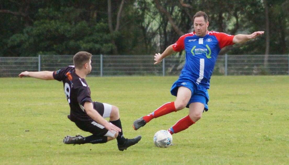 Gerringong's Paul Gaffney attempts to win possession against Port Kembla this season. Photo: Narrele Ahling