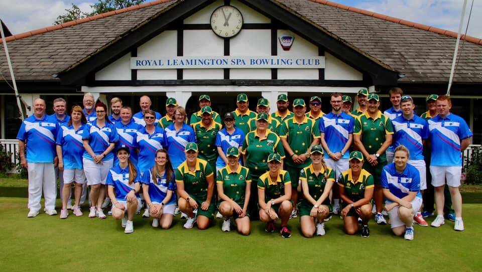 Karen Murphy (front row, second from right) with the Australian and Scotland lawn bowls teams. Photo: BOWLS SCOTLAND