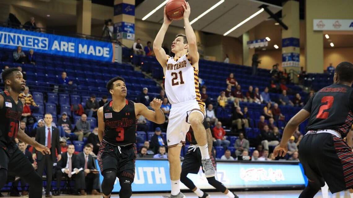 Kyle Zunic in action for the Eagles. Photo: WINTHROP ATHLETICS