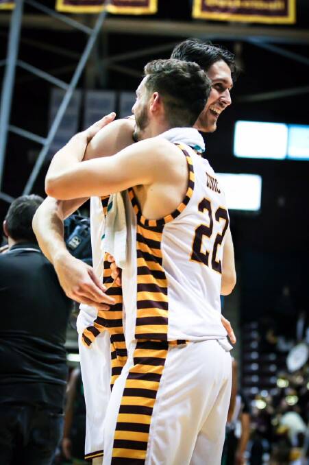 Kyle Zunic (22) and his Winthrop teammate and fellow Australian Tom Pupuvac. Photo: EAGLES MEDIA