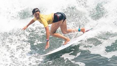Sally Fitzgibbons and Owen Wright at the 2021 ISA World Surfing Games. Photos: Sean Evans/Ben Reed/Pablo Jimenez