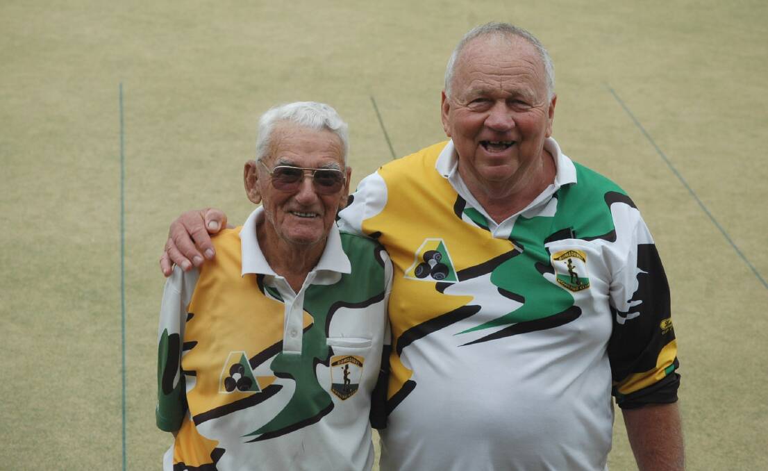 Frank Willis (left) with a Bomaderry Bowling Club teammate. Photo: BBC