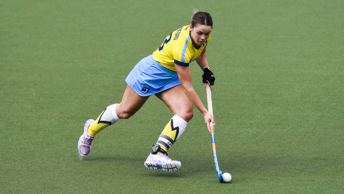 Mollymook's Kalindi Commerford controls the ball for the Canberra Chill in 2019. Photo: Dion Georgopoulos
