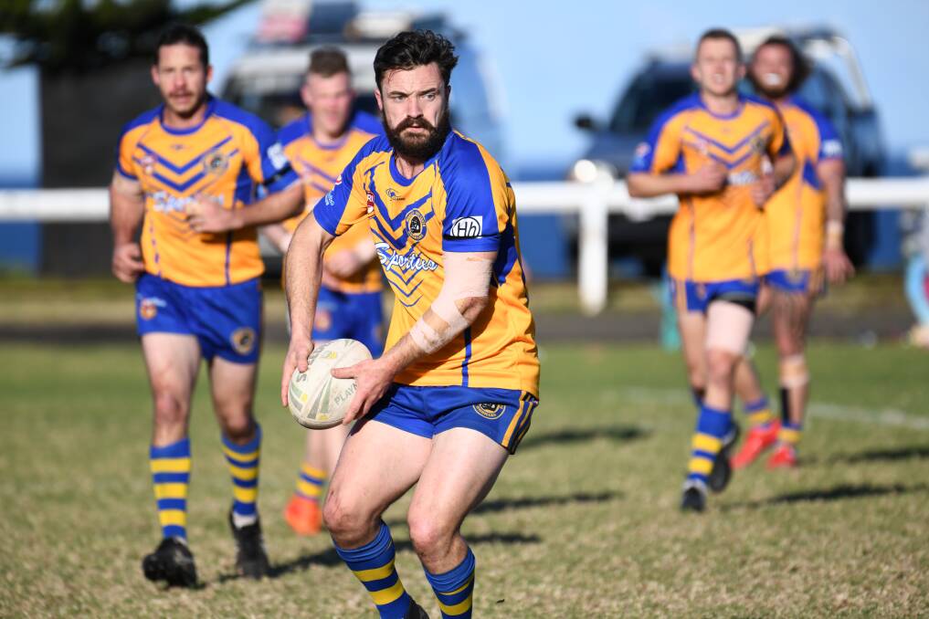 Daniel Burke plays for Warilla-Lake South in 2019. Photo: Kristie Laird