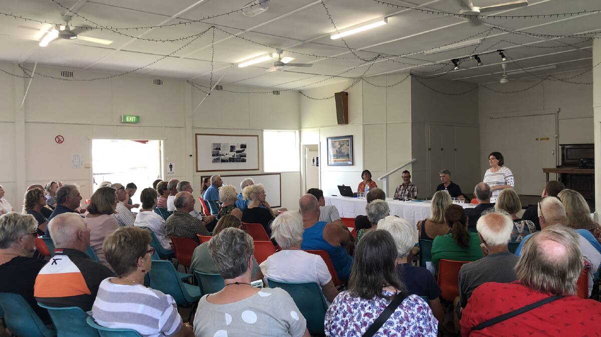 COMMUNITY CONCERN: South Coast MP Shelley Hancock discusses the future of Currarong Road with residents in February.