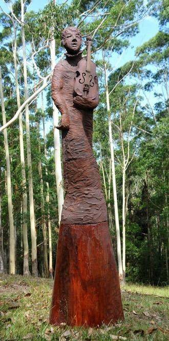 Ella Szpindler has entered 'Interlude' into the outdoor category for the 2019 Sculpture in the Valley. 