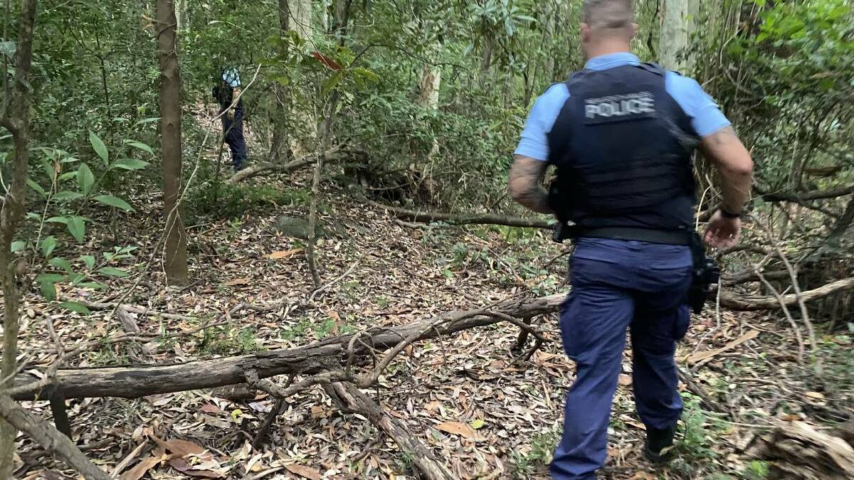 South Coast Police searched nearby bushland looking for the driver, but he couldn't be located.